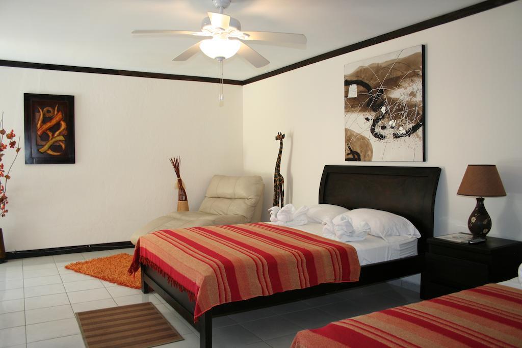 Tuanis Aparthotel Jaco Ruang foto