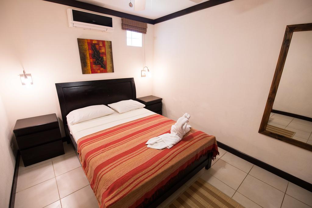 Tuanis Aparthotel Jaco Bagian luar foto