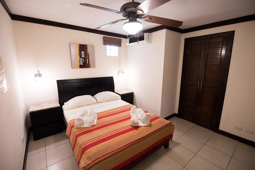 Tuanis Aparthotel Jaco Bagian luar foto