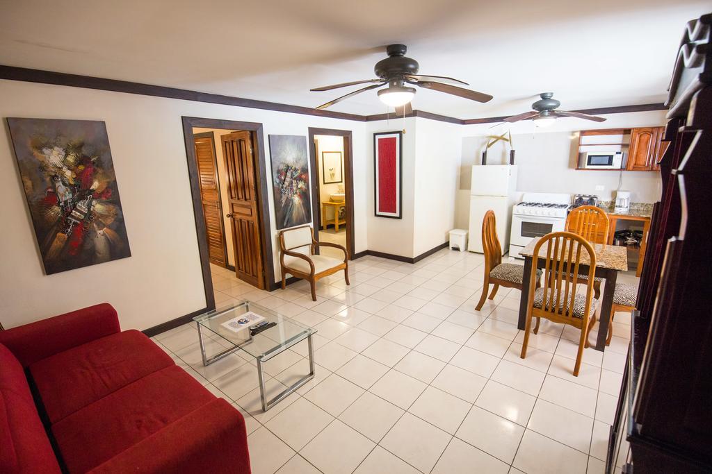Tuanis Aparthotel Jaco Bagian luar foto